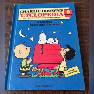 Vintage 80s Charlie Brown's 'Cyclopedia Volume 8- Stars & Planets